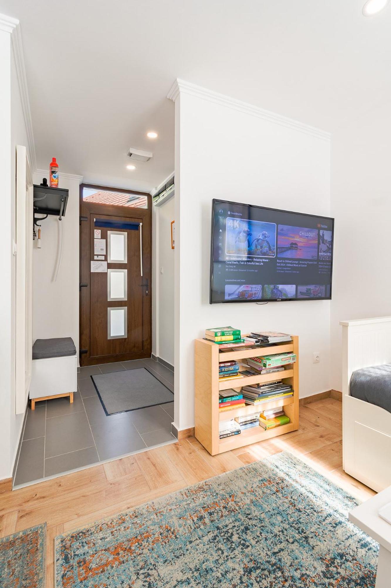 Monbuhim Twin Apartment Veszprém Екстериор снимка