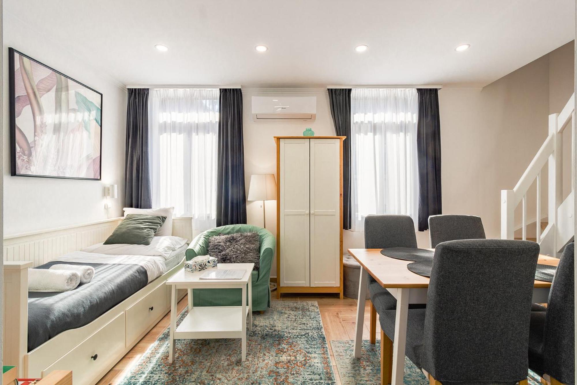 Monbuhim Twin Apartment Veszprém Екстериор снимка